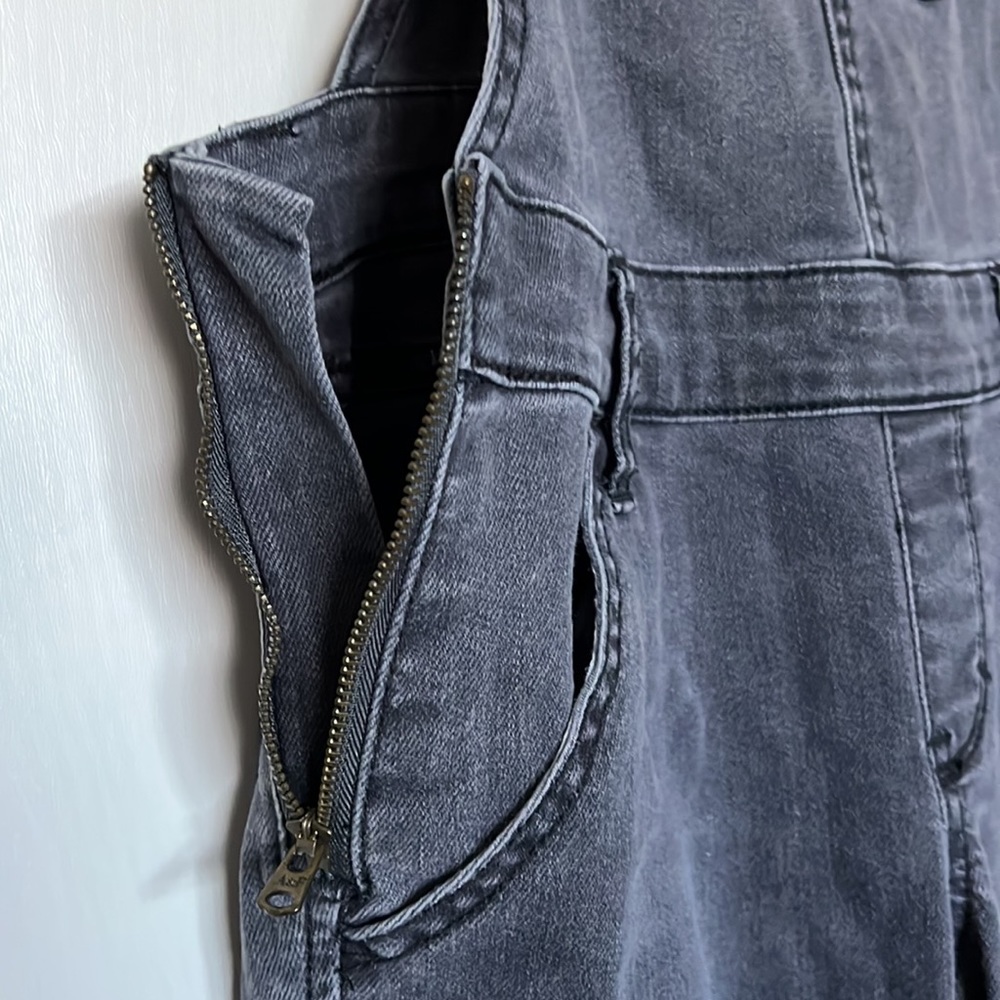 Abercrombie & Fitch XS dark grey XS overalls. Stretchy. - Picture 3 of 8